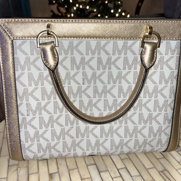 Authentic Michael Kors Bag 👜 - Picture 4 of 5